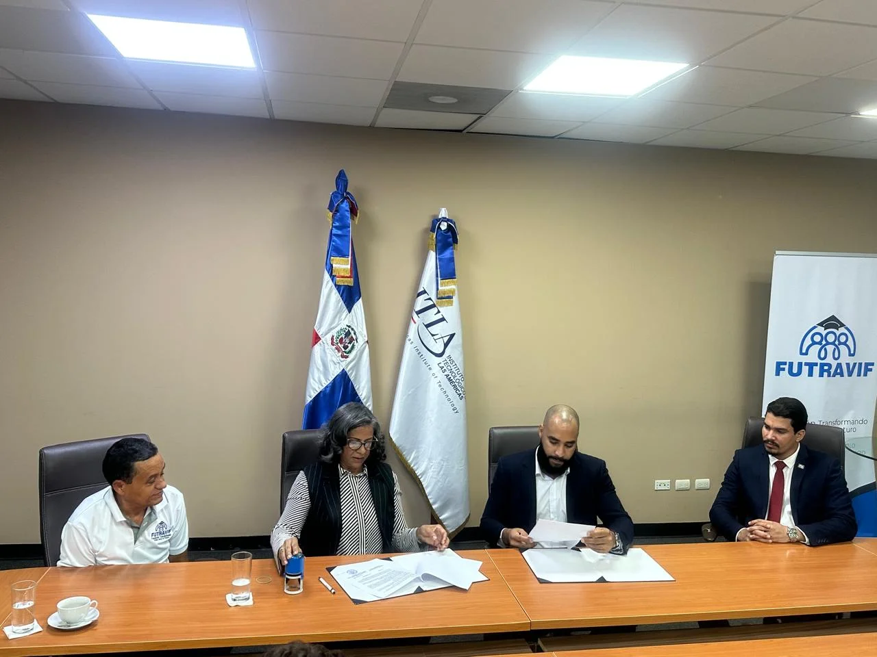 Estudiantes FUTRAVIF